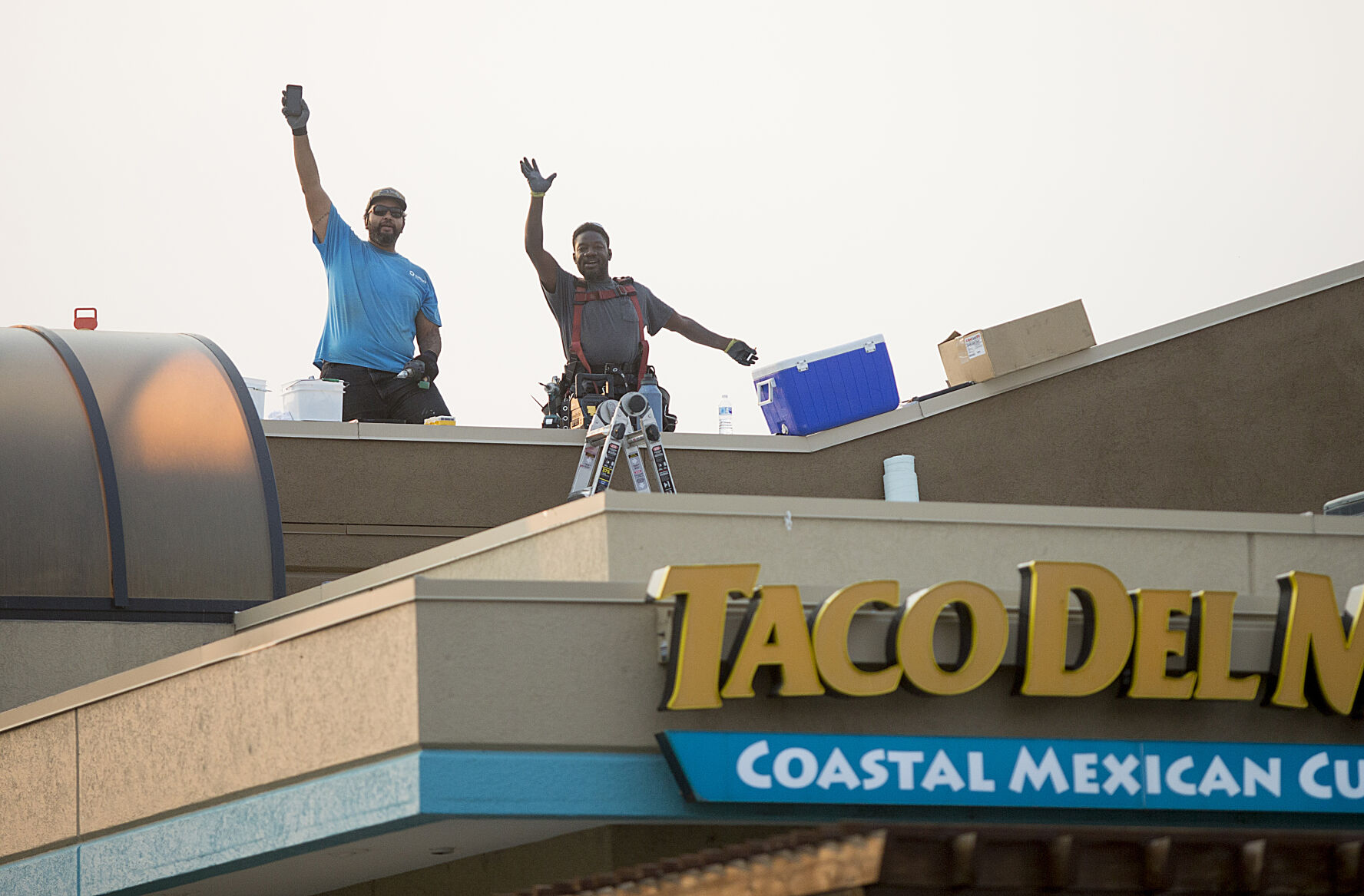 201001-newslocal-floatretirement 05.jpg